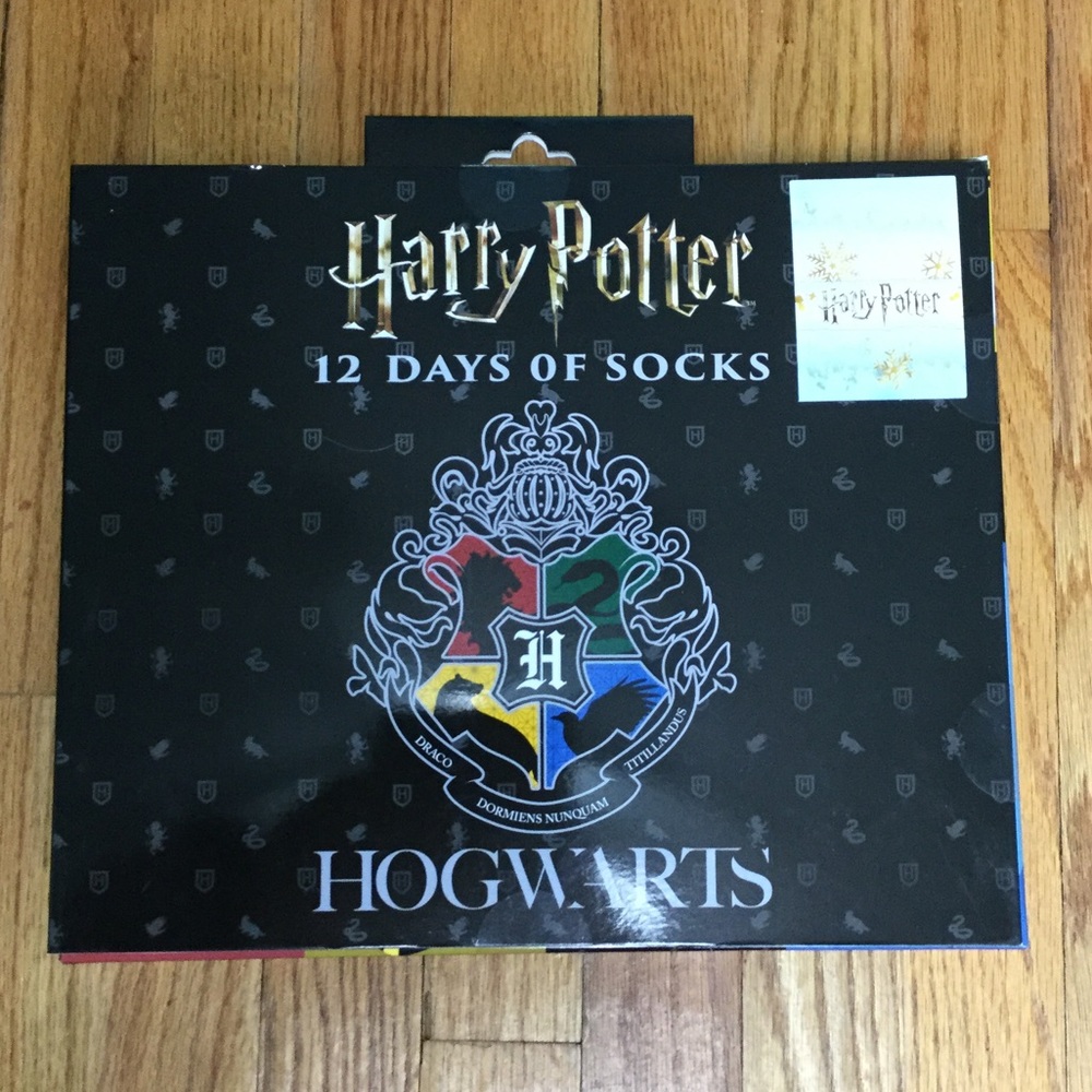 Harry Potter 12 Days of Socks Advent Holiday Men’s - Picture 2 of 3